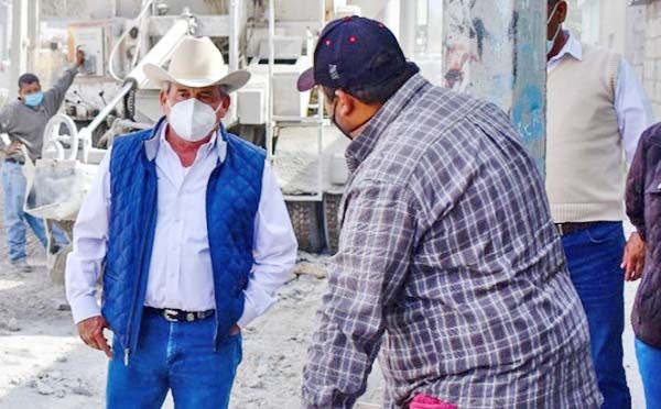 Avanza rehabilitación de calles en Frontera