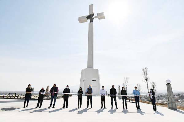 Inauguran y bendicen al Cristo de la Bartola