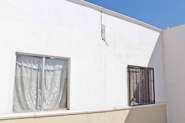 Se cuartean casas a un año de estrenarse