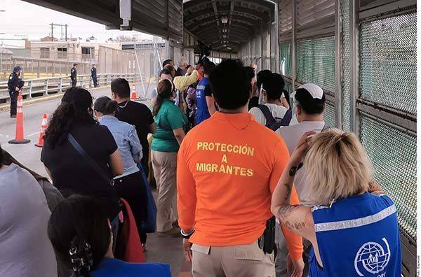 Migración/ Cruzan los primeros