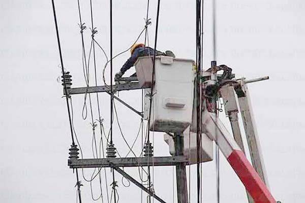 Reportan falta de energía eléctrica