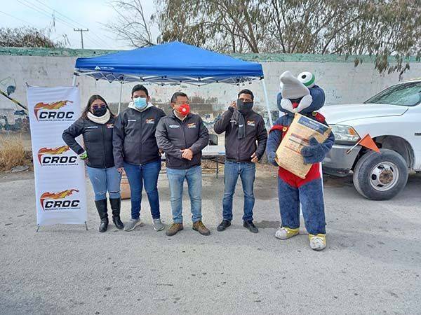 Realiza Gerardo entrega de material a bajo costo