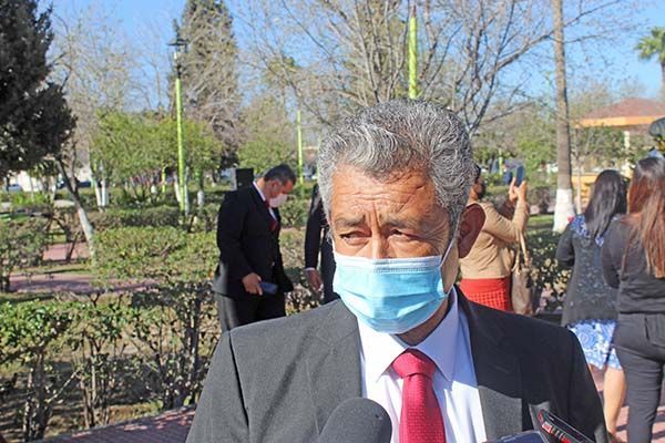 Apoyarán a padres en proceso de inscripción