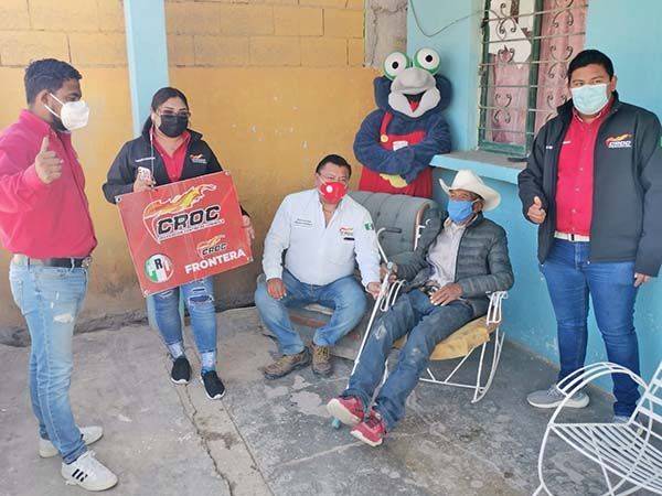 Lleva apoyos CROC a familias de Frontera