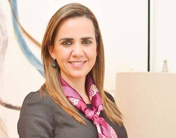 Exhorta vacunen a personal de salud