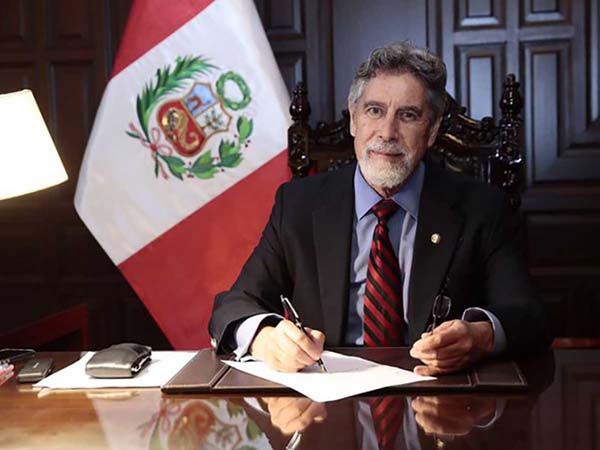 Presidente será el primer vacunado contra covid en Perú