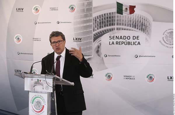 Alistan regulación de redes; niega sea censura