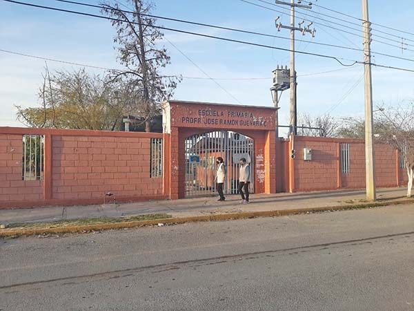 Reportarán a padres ausentes de escuelas