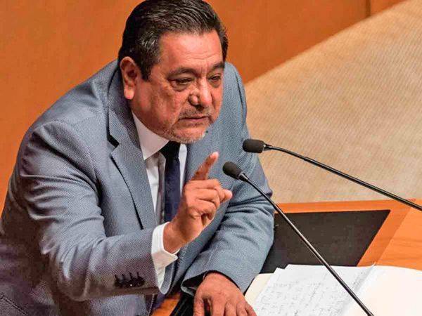 Tumban candidatura a Salgado Macedonio