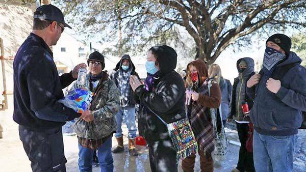 Declaran desastre en Texas por tormenta invernal