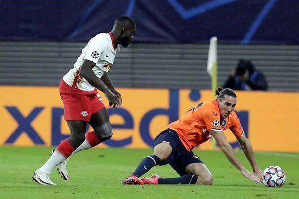 Se refuerza el Bayern con Upamecano