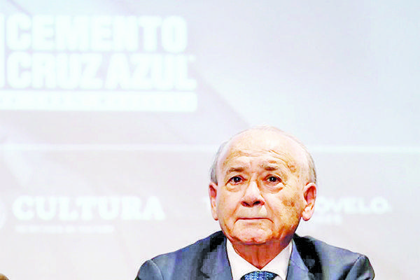 Seguirán cuentas de Billy Álvarez bloqueadas