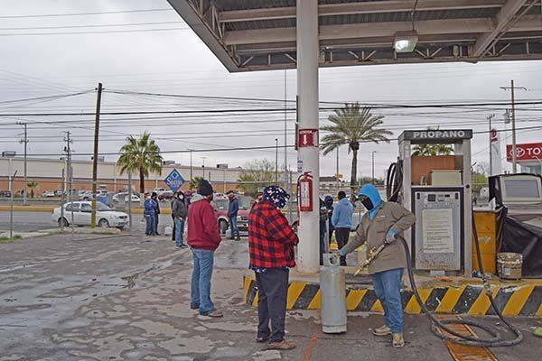 Se surten de gas por baja de temperatura