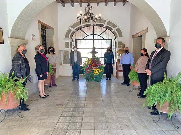 Conmemoran el Día de la Constitución en Arteaga