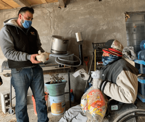 PROPORCIONA DIF COAHUILA ALIMENTOS CALIENTES A FAMILIAS EN CONDICIONES VULNERABLES DE LA REGIÓN NORTEs