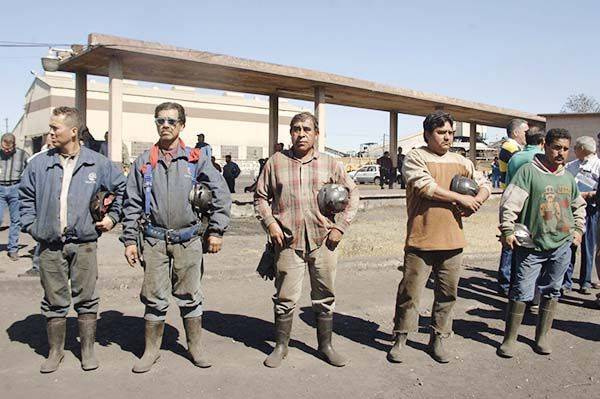 Queríamos entrar a rescatarlos: minero