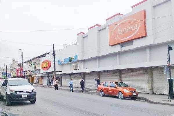 Comerciantes locales no pueden superar la crisis