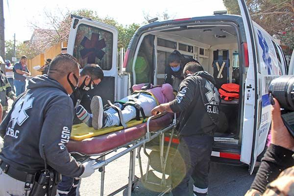 Potente choque deja dos heridos