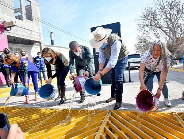 Entregan drenaje pluvial Paredes y el Gobernador
