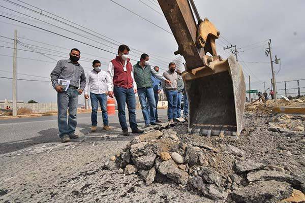 Supervisan en Ramos avance de obra de agua potable