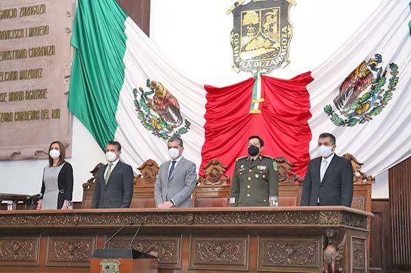 Reconoce al Ejército Congreso del Estado
