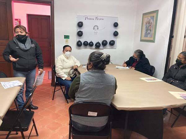 Ofrece Saltillo pláticas para elevar autoestima