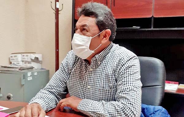 Posponen regreso de burócratas a trabajar