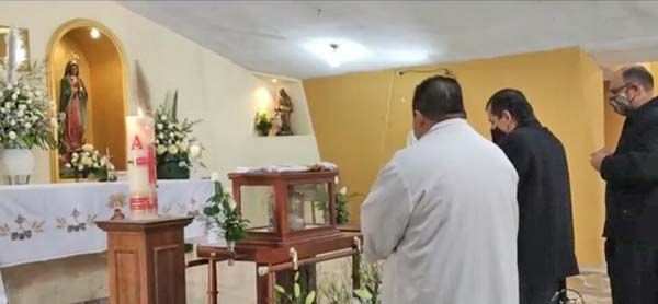 Sacrílego Covid con Sacerdotes