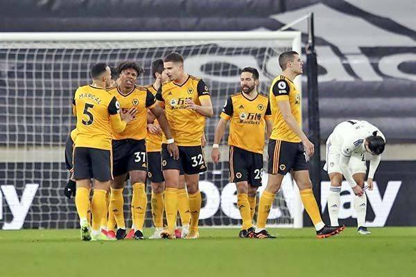 Gana Wolverhampton al Leed United