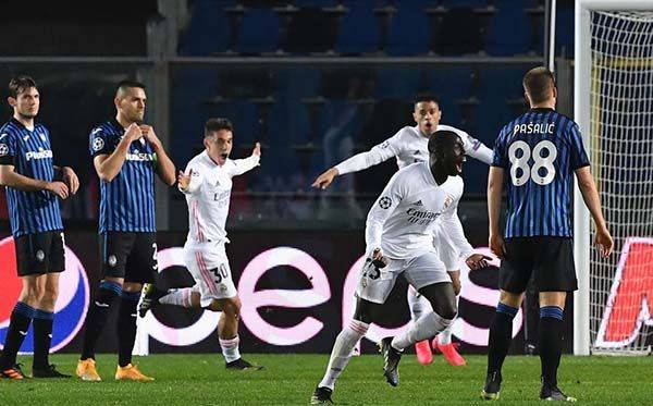 Real Madrid encontró oro en el lodo; Mendy se vistió de héroe ante Atalanta