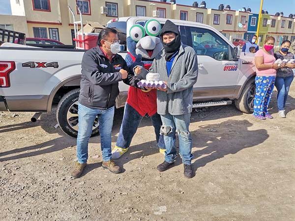 Entregó CROC mil apoyos alimentarios
