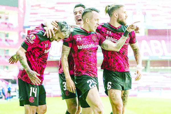 Cae Pumas en Toluca y liga cuarto juego sin ganar