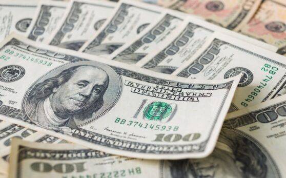 Peso mantiene caída ante preocupaciones por desabasto gas natural