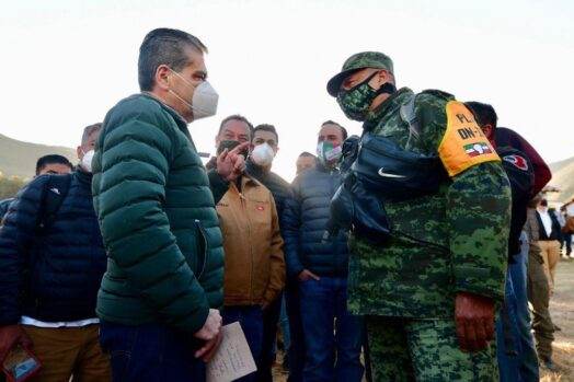 Supervisa Riquelme combate a incendio forestal