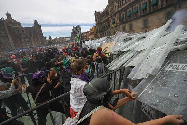 Mujeres exigen fin a la violencia de género