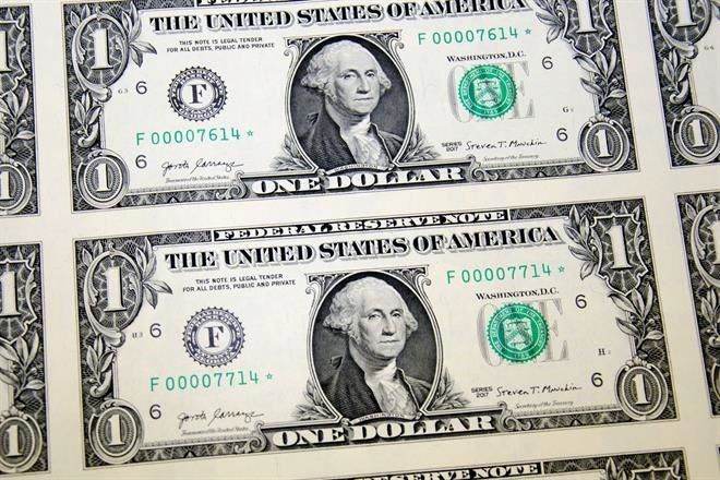 Sube dólar 30 centavos, a $21.33