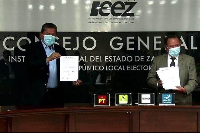 Registra David Monreal candidatura en Zacatecas