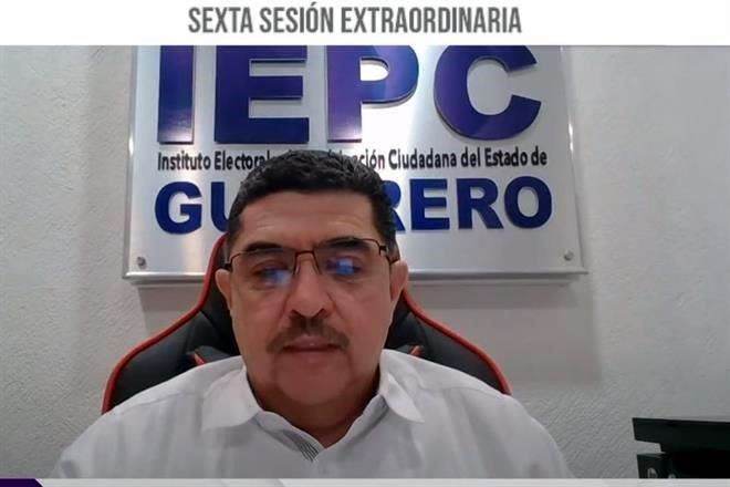 Avalan candidatura de Félix Salgado