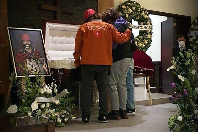 Despiden familia y fans a Cepillín en Edomex