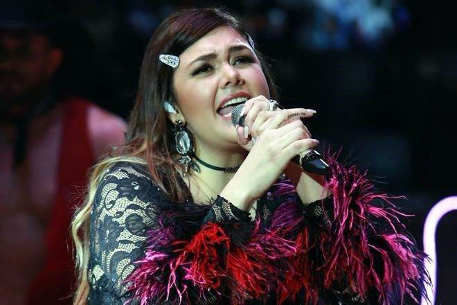 Revela Yuridia que fue acosada de pequeña