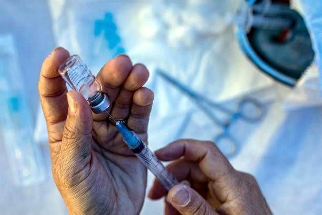 Frena Dinamarca vacuna de AstraZeneca por casos de trombos