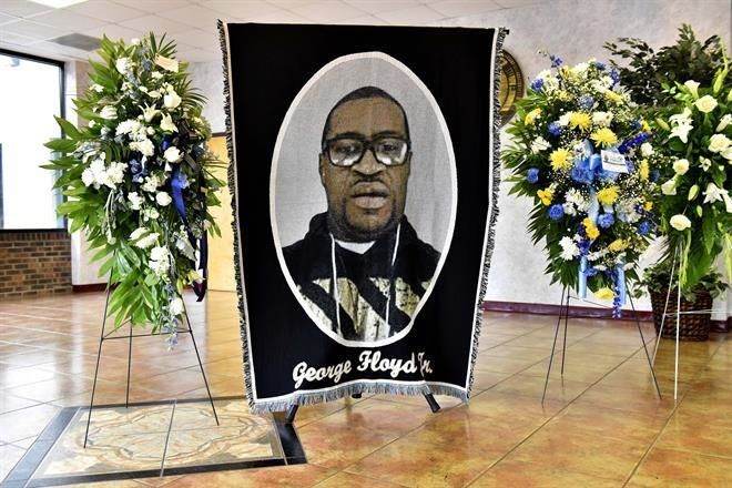 Acuerda Minneapolis pagar 27 mdd a familia de Floyd