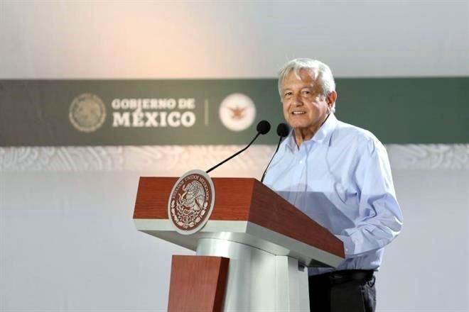 Señala FT que ideas de AMLO llevan a México al pasado