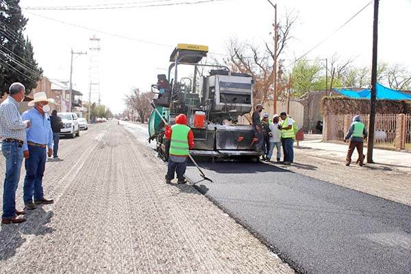 Fortalece Sabinas la infraestructura vial