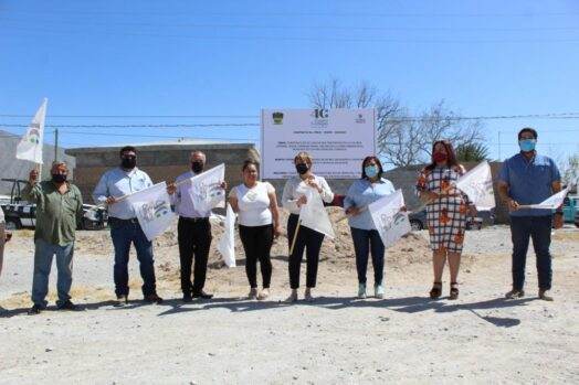Construye Yolanda dos canchas multideportivas con inversión de 2 millones de pesos