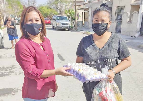Entrega San Buena despensas sociales