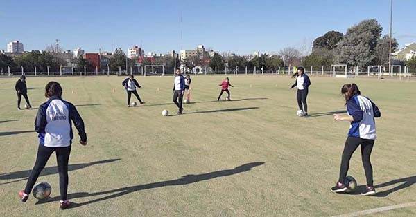 Deportes en conjunto reanudarían el lunes