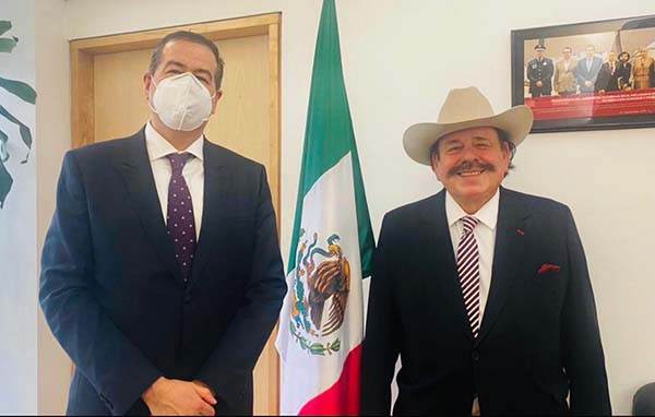Se reúne Guadiana con Ricardo Mejía