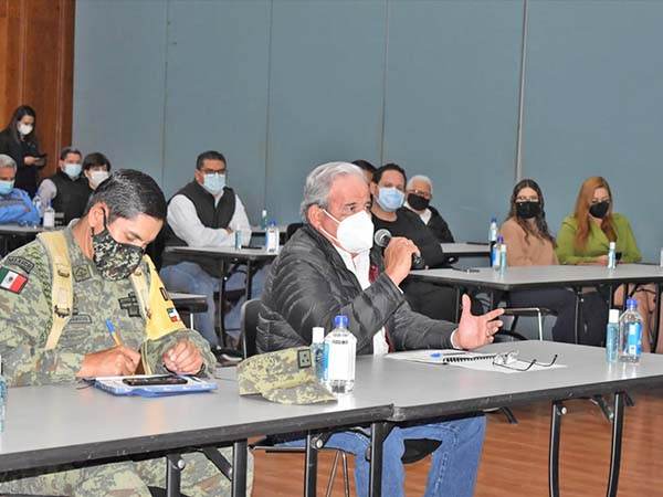 Asiste alcalde a reunión de salud