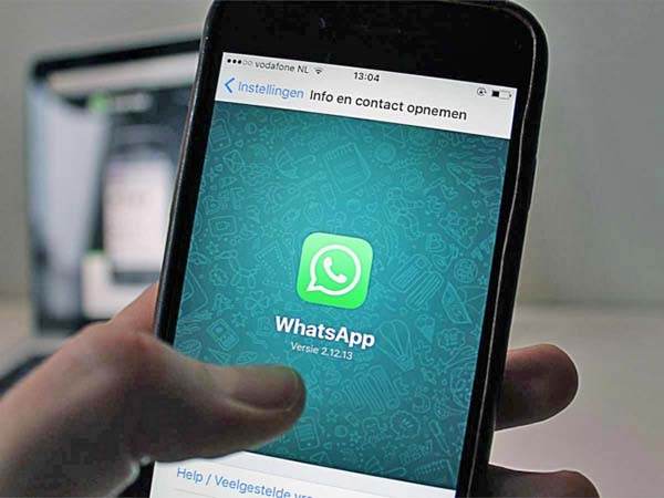 Plataformas de Facebook Inc fallan y provocan caos entre usuarios